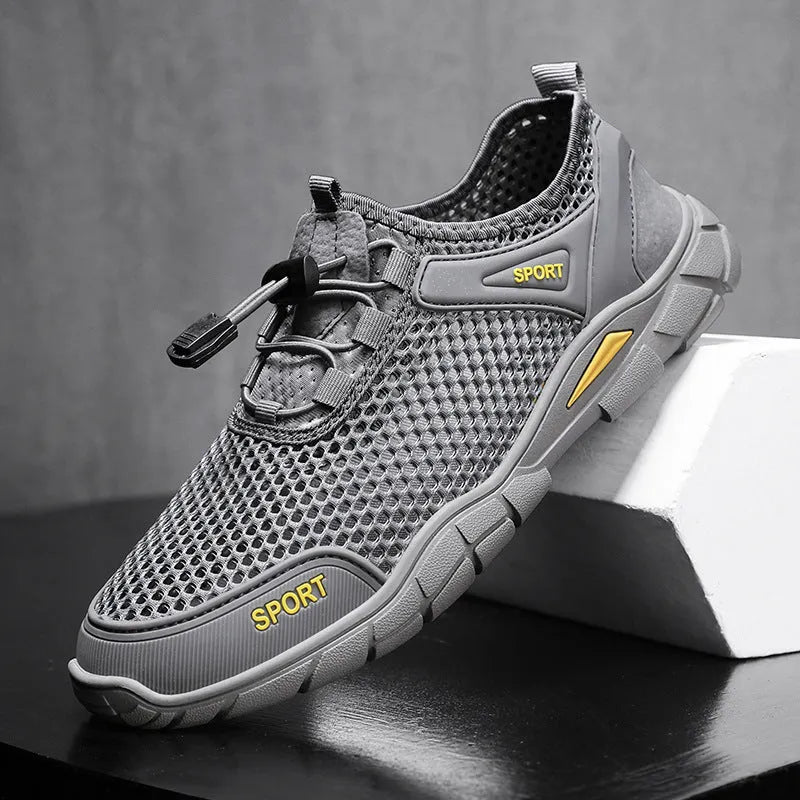 Men's leather mesh breathable outdoor casual sandals in black with flat heel and round toe