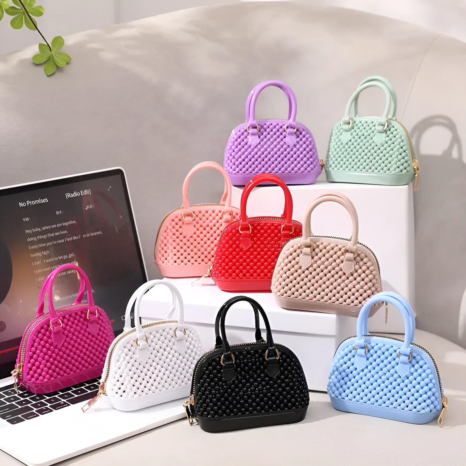 Korean style hollowed-out jelly shell bag in PVC with chain, apricot colour, shell shape, urban design