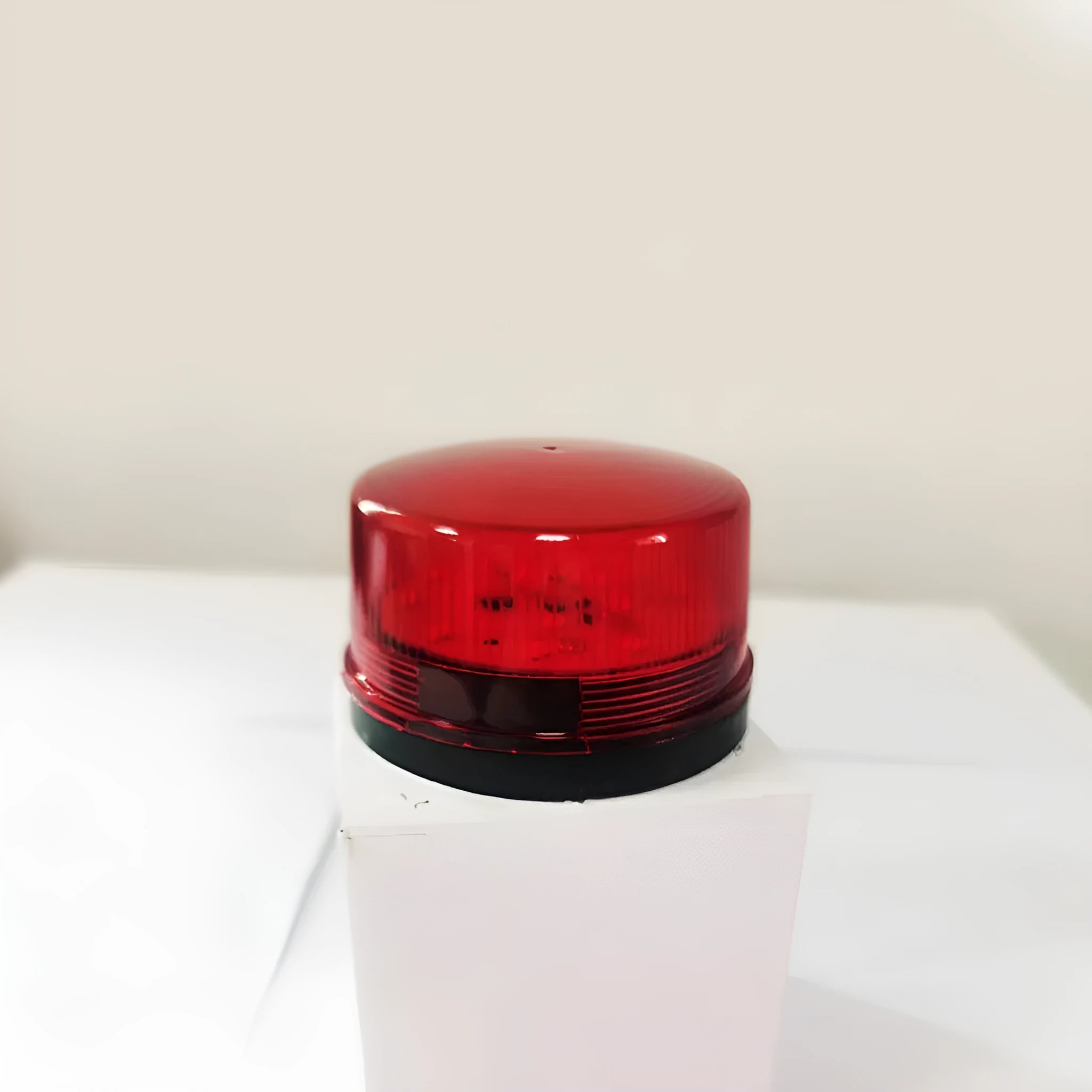 HC-79 red warning alarm light with strobe flash and 105dB sound for fire safety