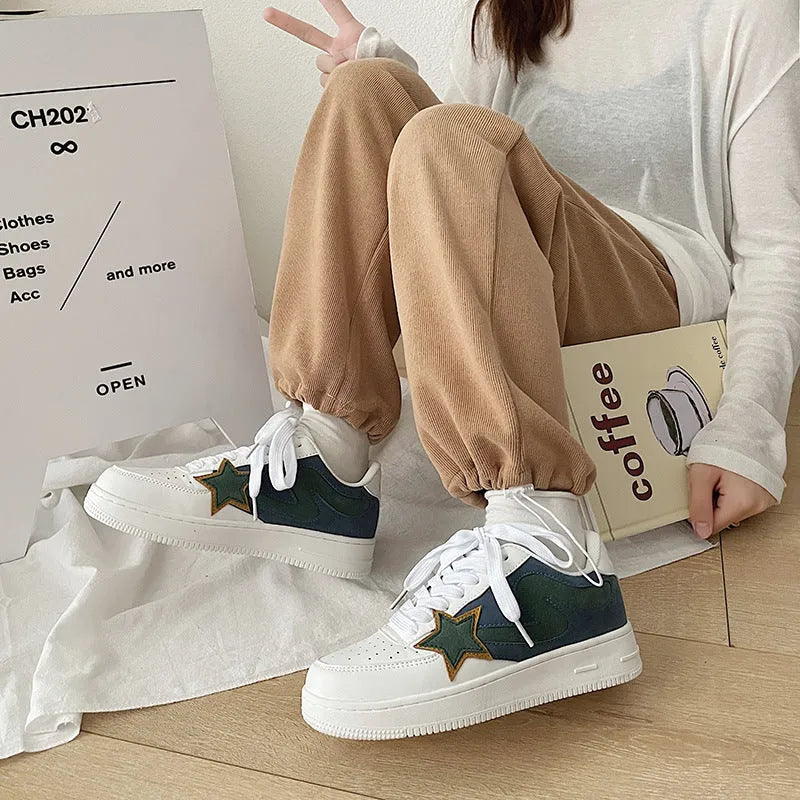 Retro low-top breathable sports shoes men women white blue green synthetic leather TPR sole