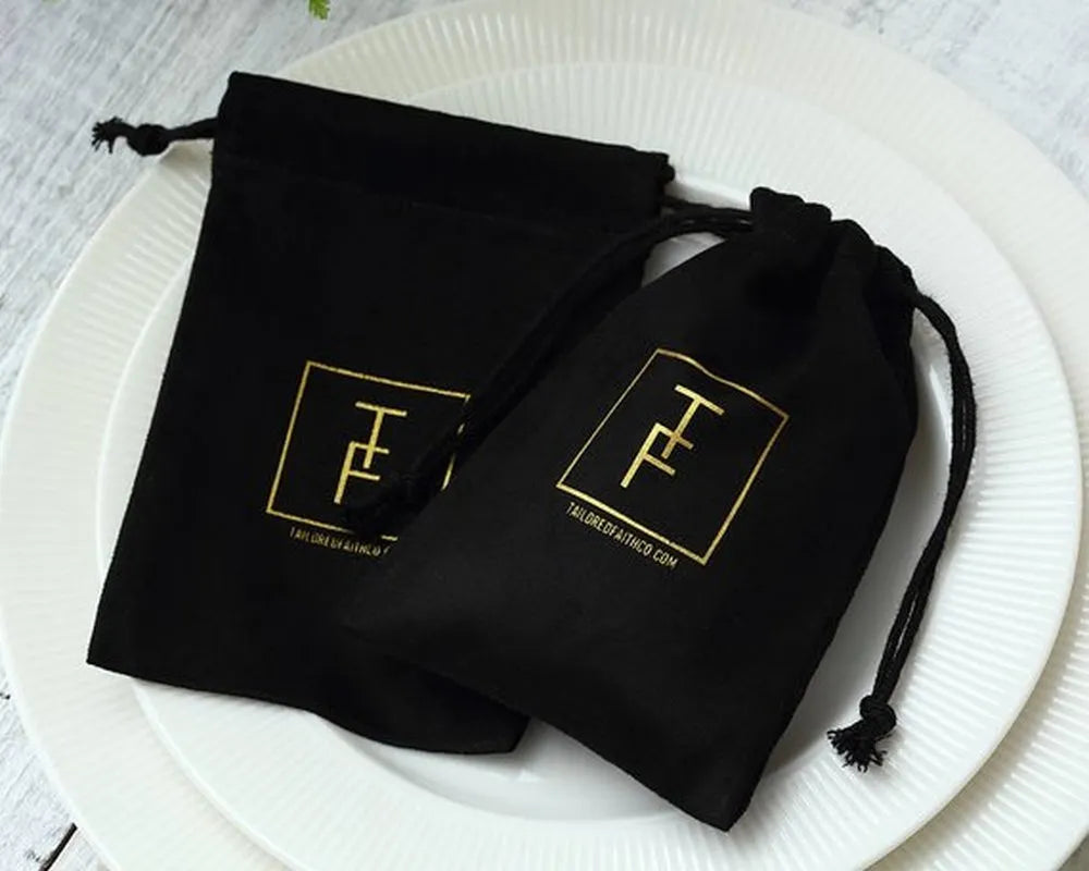 Flannel jewellery packaging drawstring bag in multiple colours, sizes 5x7cm to 9x12cm, dust-proof and wear-resistant