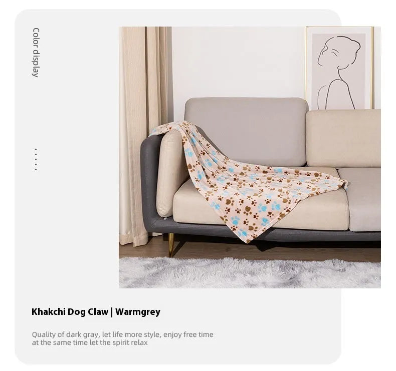 Double-sided flannel pet blanket with cartoon dog pattern in blue colour