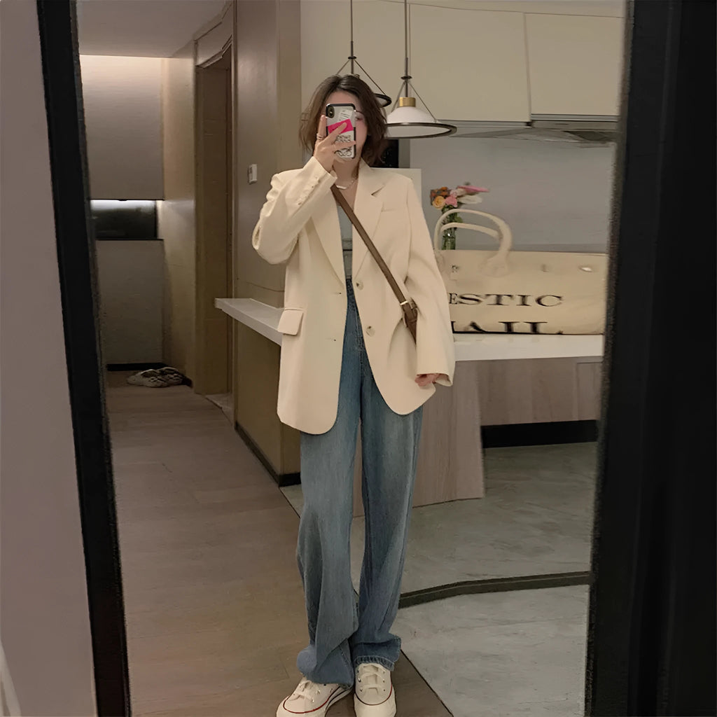 Korean-style solid colour polyester suit jacket for commuting, shown in milky white.