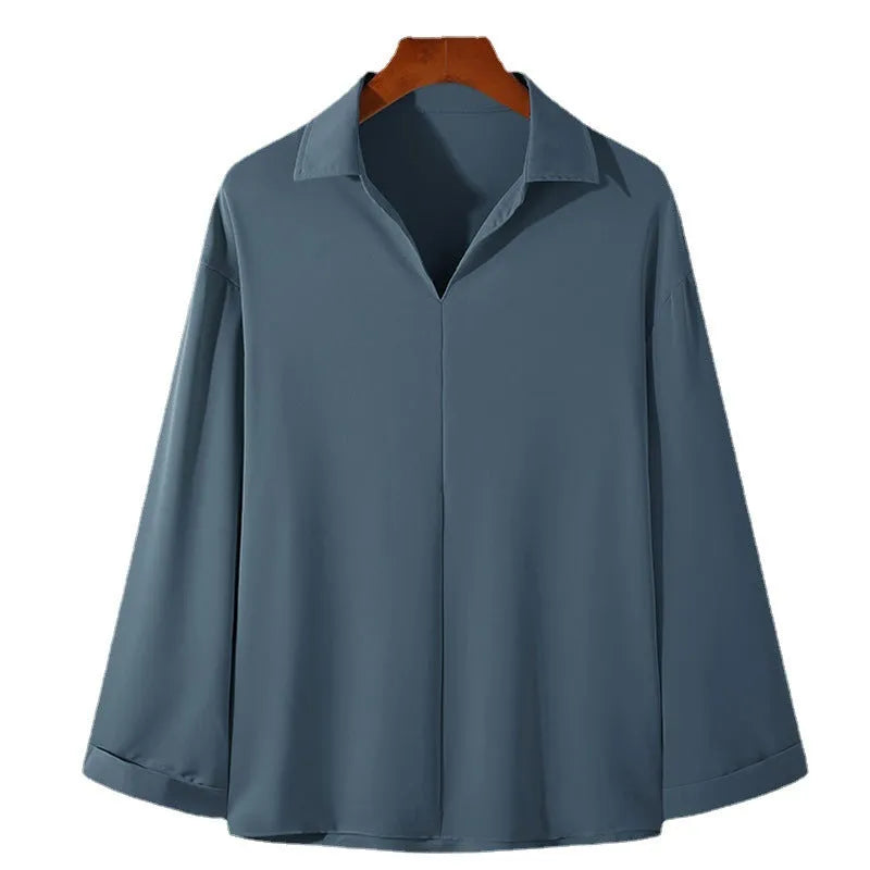 Men's loose lapel casual shirt in polyester blend fabric with long sleeves and non-ironing finish