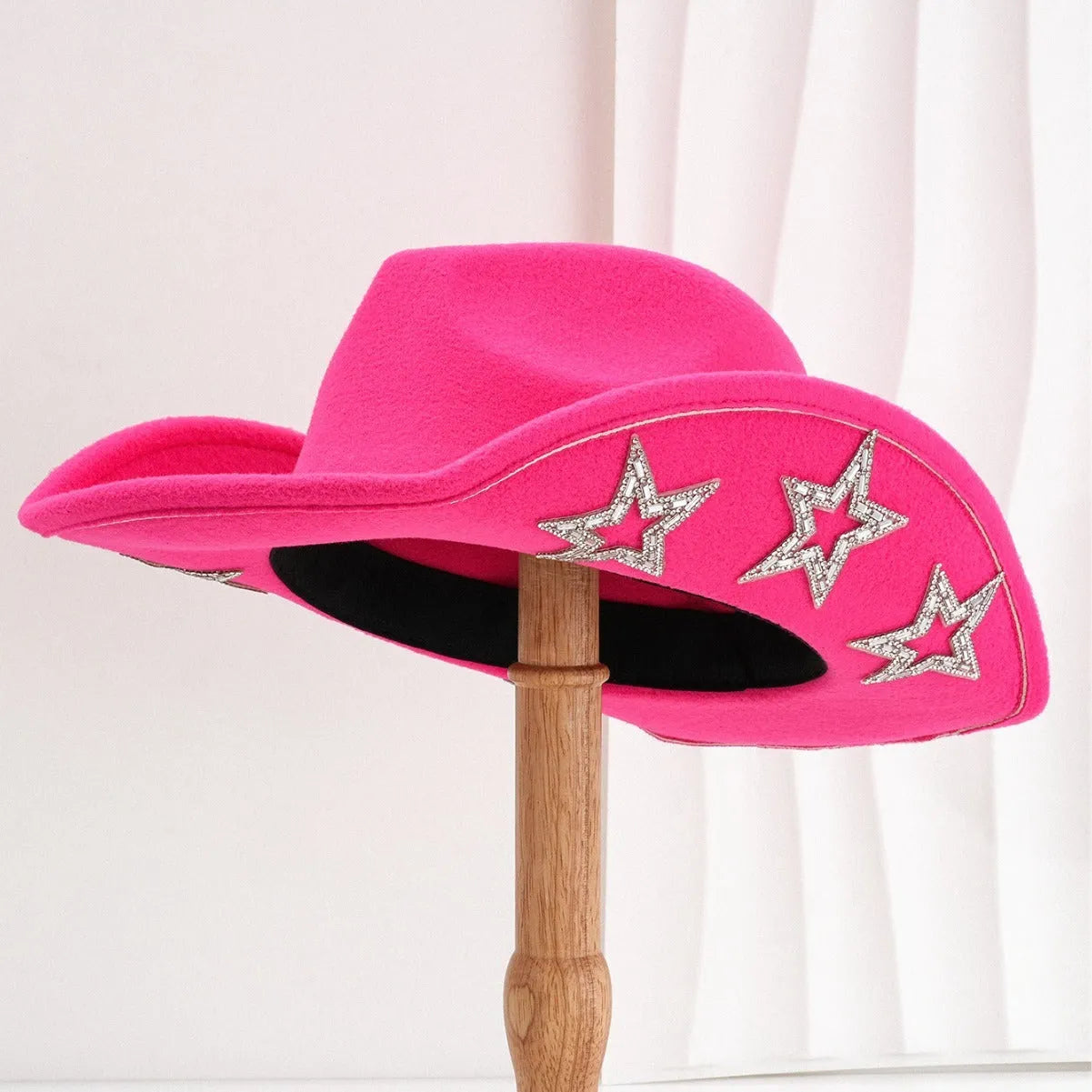Polyester felt western hat with conical crown and hexagonal star detail in beige colour