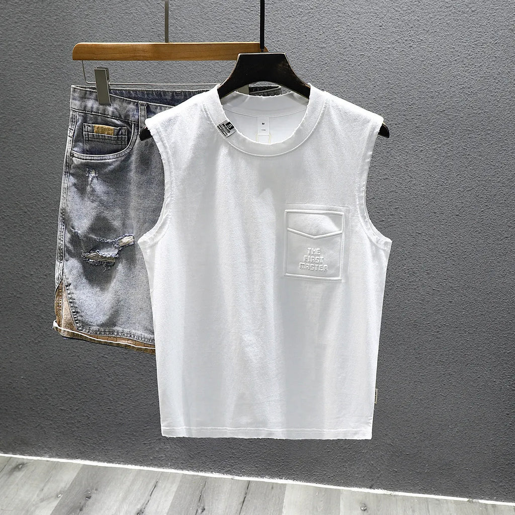 Cotton sleeveless t-shirt in loose fit with straight hem, black and white colour options