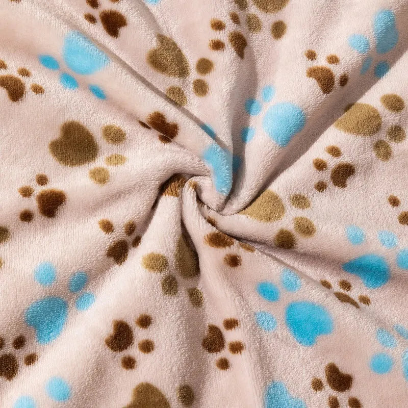 Double-sided flannel pet blanket with cartoon dog pattern in blue colour