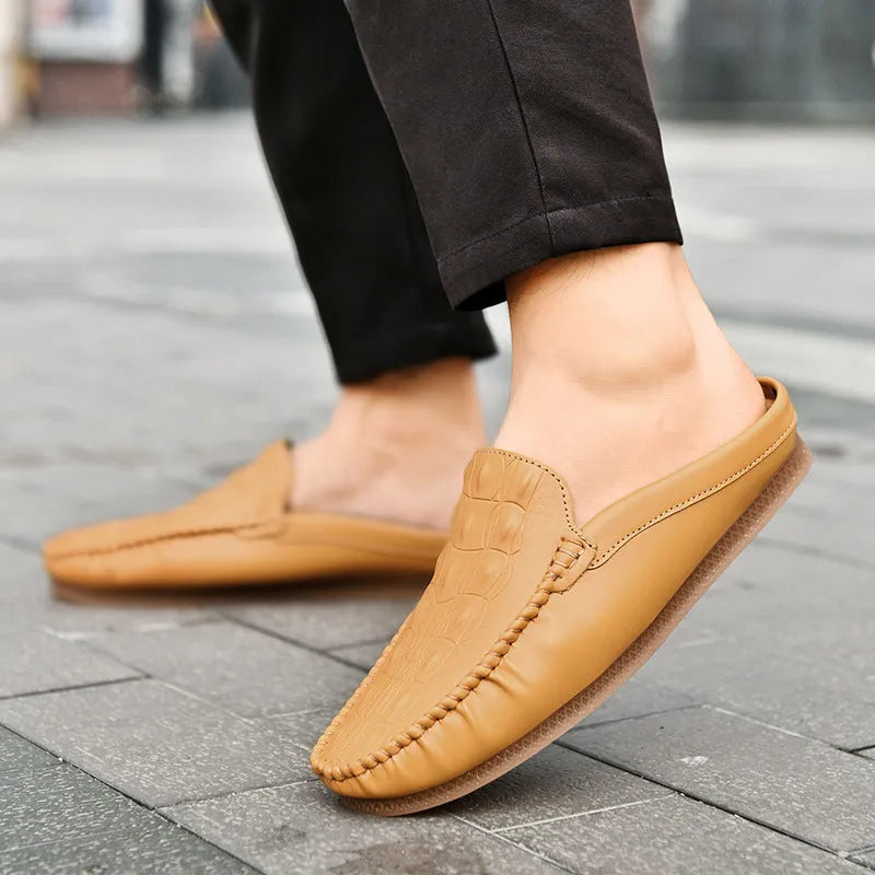 Men's black breathable semi-slippers with artificial PU upper and rubber sole.