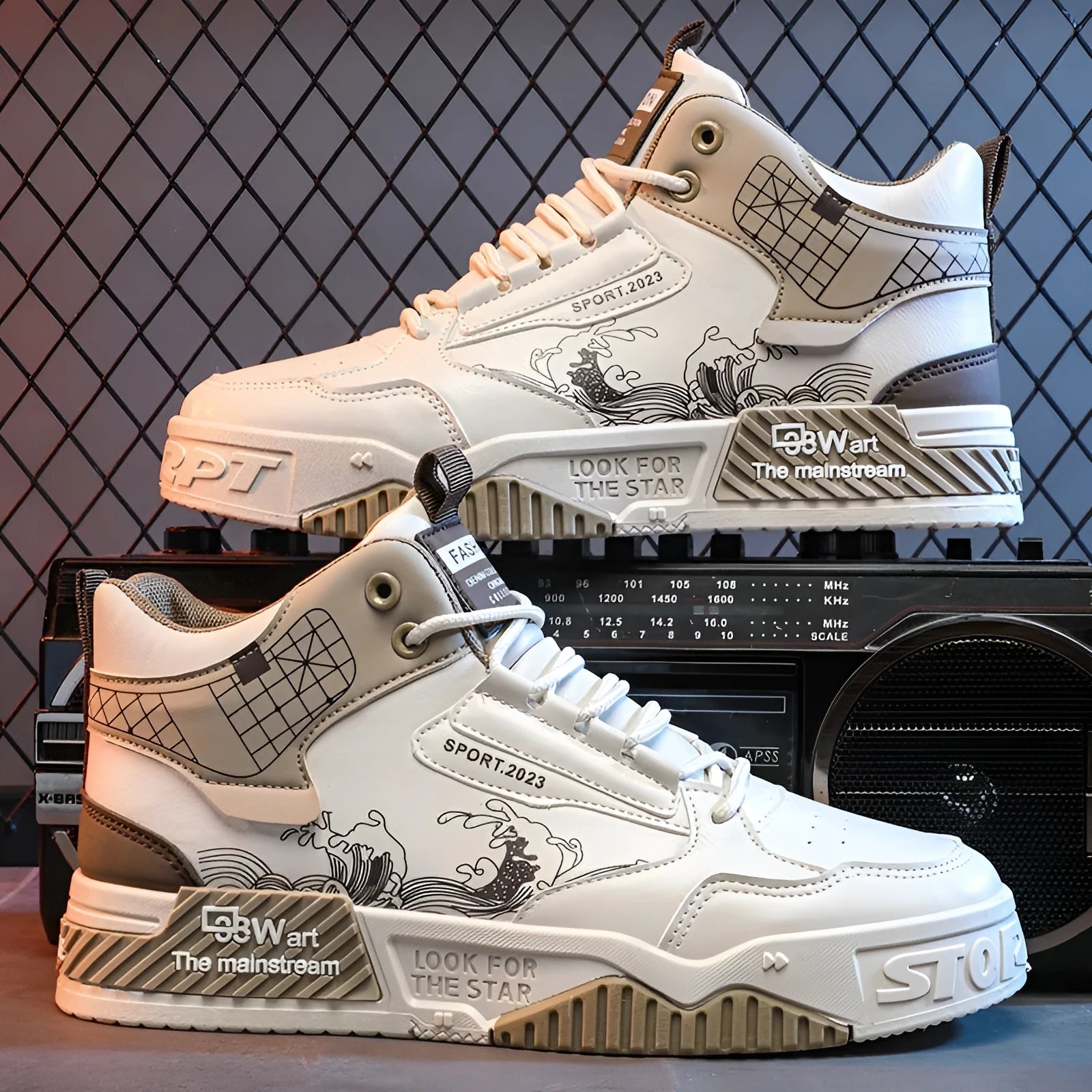 Men's high-top board shoes in beige, white and blue colours with mesh lining and rubber sole