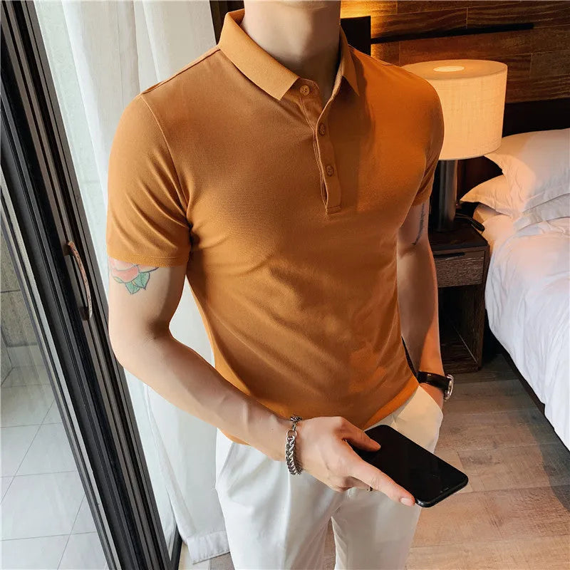 Solid colour cotton blend polo shirt with lapel collar and short sleeves in tight Korean fit.