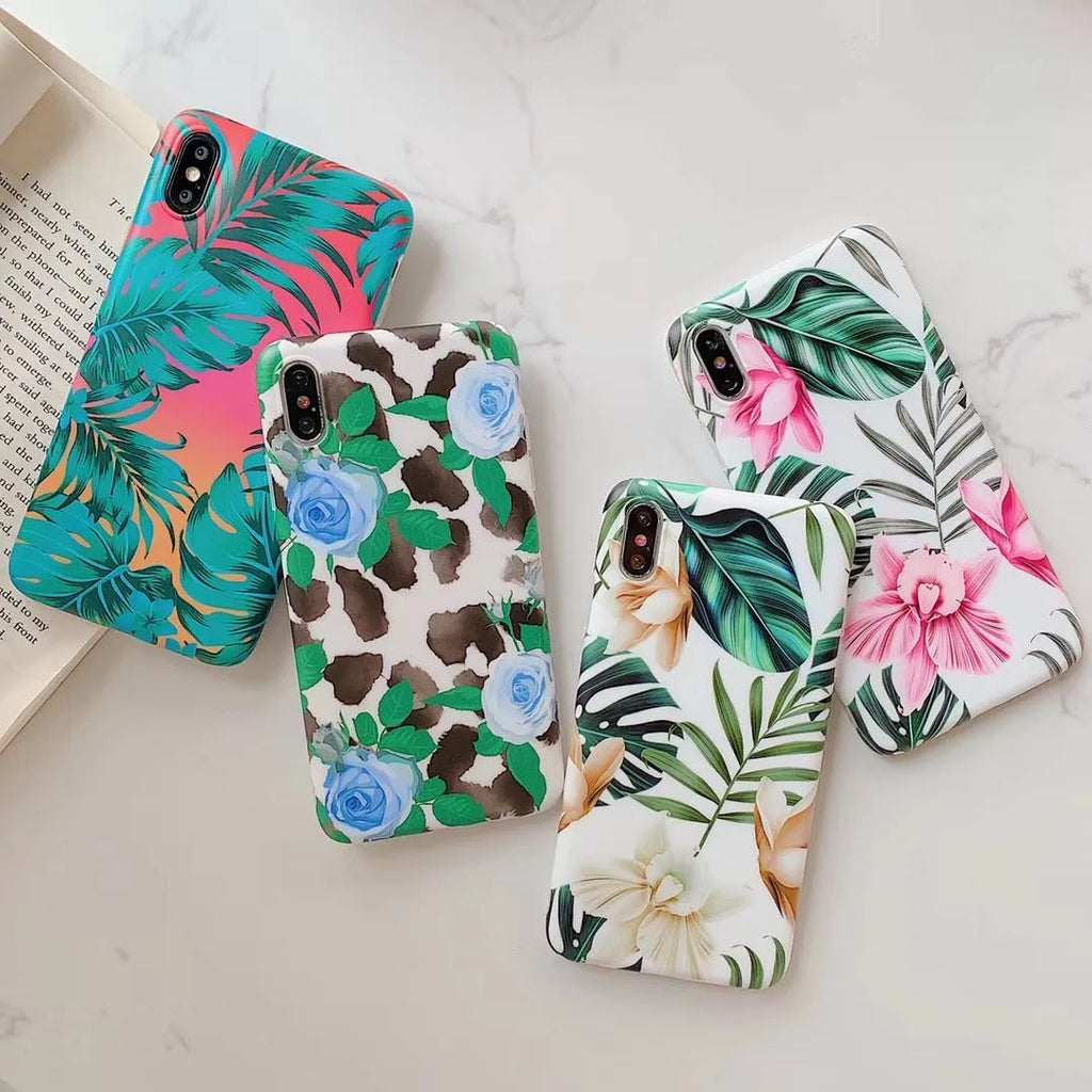 Frosted plastic phone case with Chinese floral pattern on white background for iPhone X