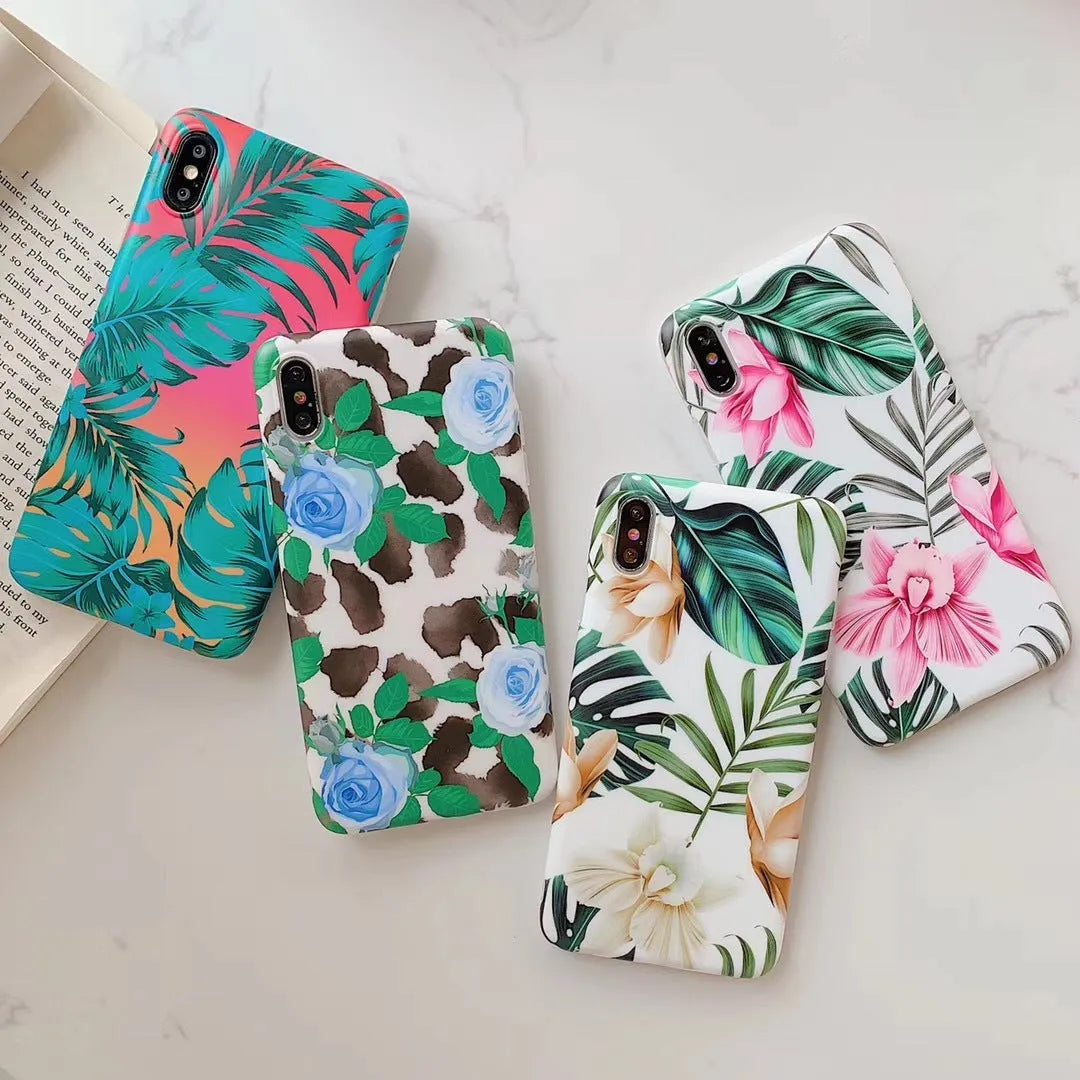 Frosted plastic phone case with Chinese floral pattern on white background for iPhone X
