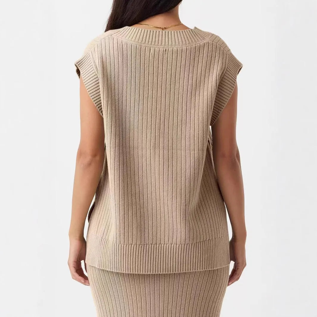 V-neck sleeveless vest in camel colour with stripe pattern, loose casual styling