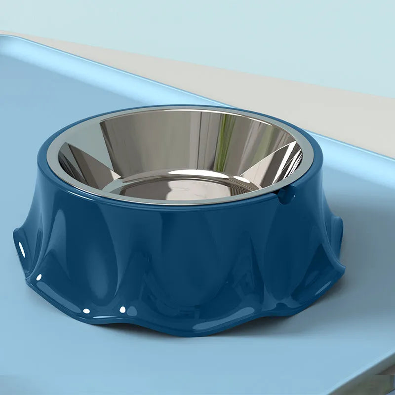 Non-slip stainless steel cat and dog feeding bowl with rubber bottom in blue colour