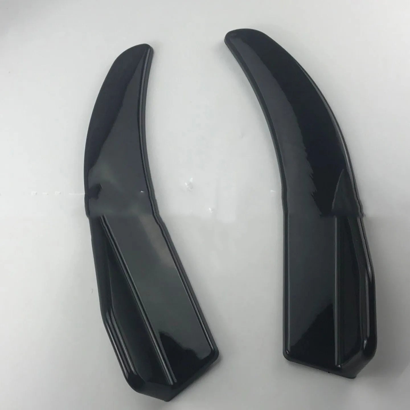 Car front and rear deflector light accessory in ABS plastic for General Motors vehicles