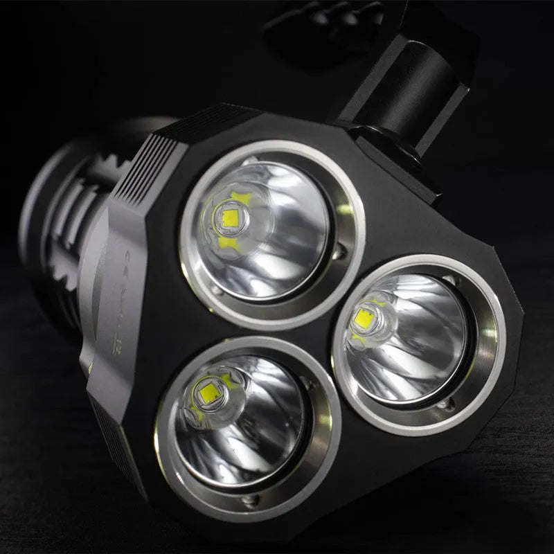 Aluminium alloy diving flashlight showing 18cm length and metal construction