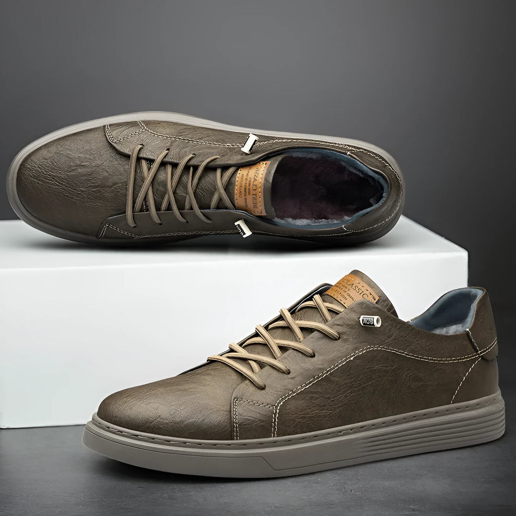Men's two-layer cowhide casual low-top lace-up sneakers in khaki, round toe, front lace-up closure