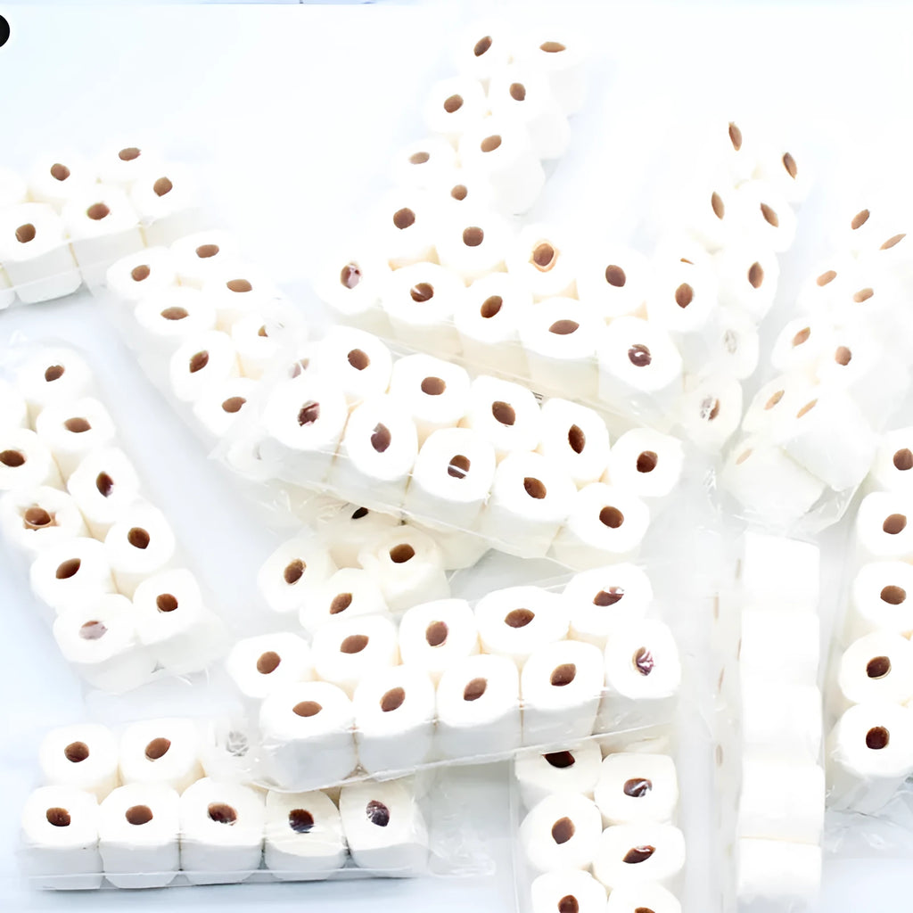 Simulated tissue roll paper toilet paper model toy for children measuring 30x15x80mm