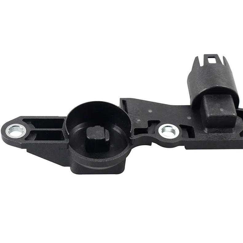 Black automotive crankshaft position sensor for BMW 1 3 X1 X3 Z4 part number 11377506503