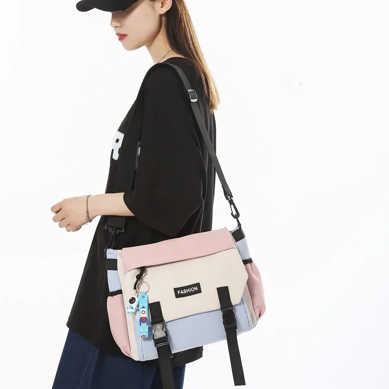 Large capacity nylon shoulder bag with contrast colour letter pattern, ultra-light casual women's bag in black letter style