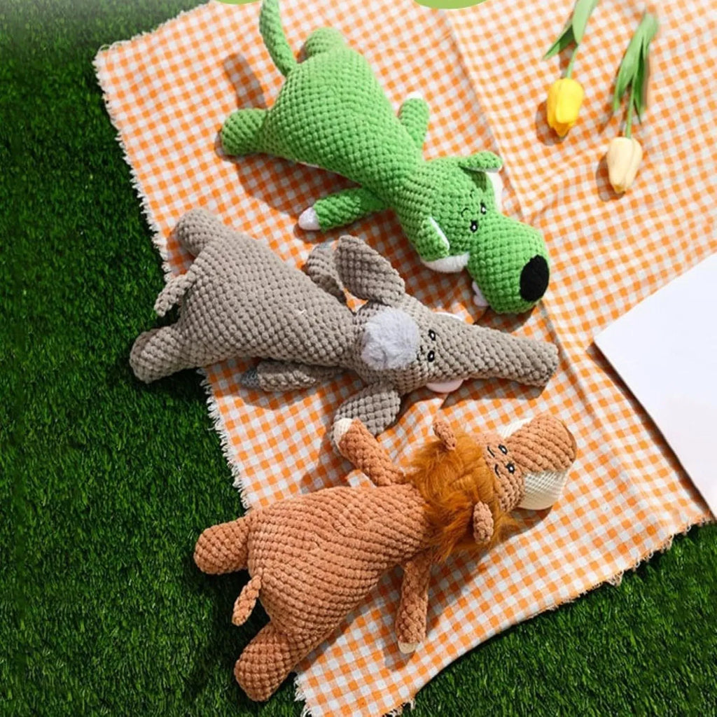 Plush dog grinding teeth interactive toy with corn kernel design and animal shape