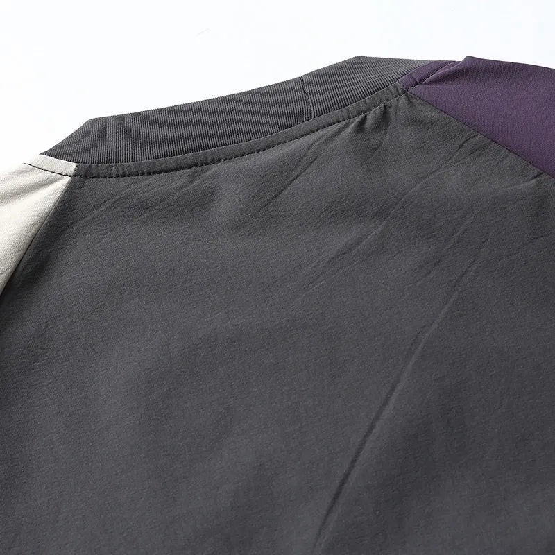 Dark grey men's t-shirt with contrasting raglan sleeves in loose fit casual style
