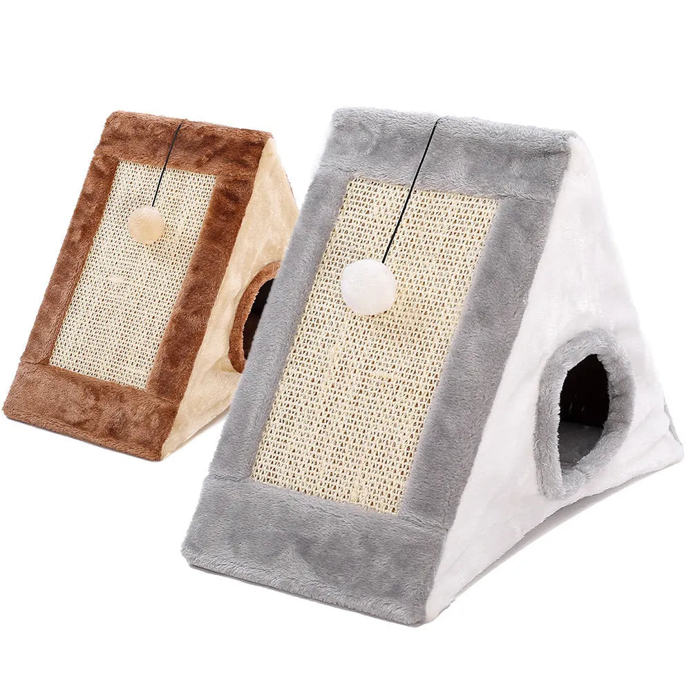 Triangle-shaped cat scratching post with integrated plush fur cat bed in grey and white colour scheme