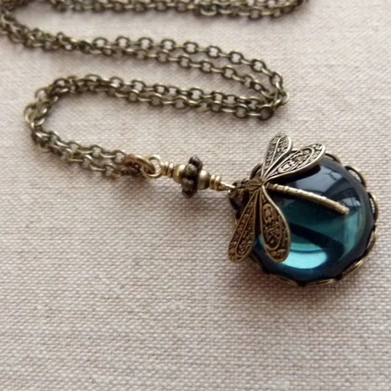 Hand-carved dragonfly pendant necklace in 925 silver with vintage bronze finish