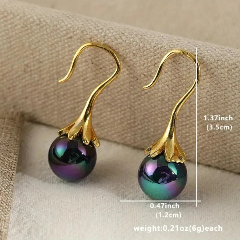 Retro fashion women's earrings with gold electroplating and personalised creative design