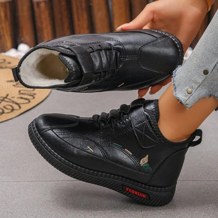 Women's black and red non-slip velvet casual shoes with rubber sole and low cut design