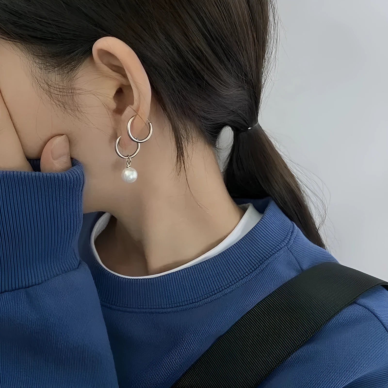 Alloy geometric pearl drop earrings with titanium steel posts, approximately 20-24mm length