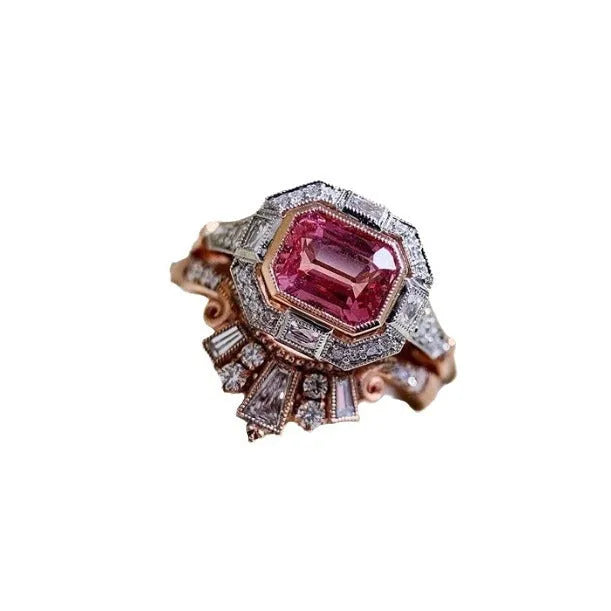 Women's geometric retro ring in rose gold colour with angular design lines
