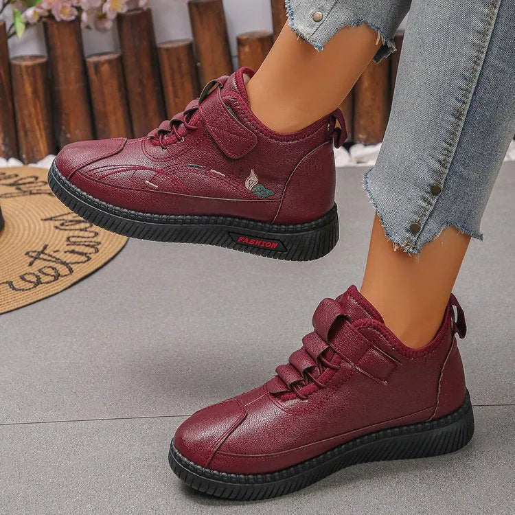Women's black and red non-slip velvet casual shoes with rubber sole and low cut design