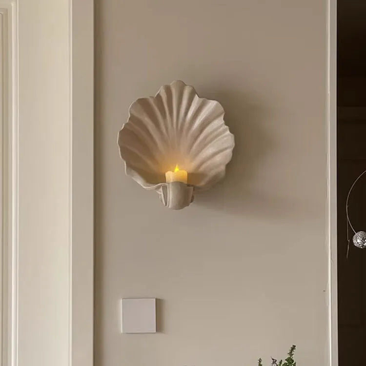 White resin simulation shell fruit plate ornament with light luxury styling