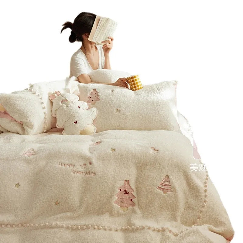 Winter milk fibre bedding set with Christmas tree pattern showing green and pink colour options
