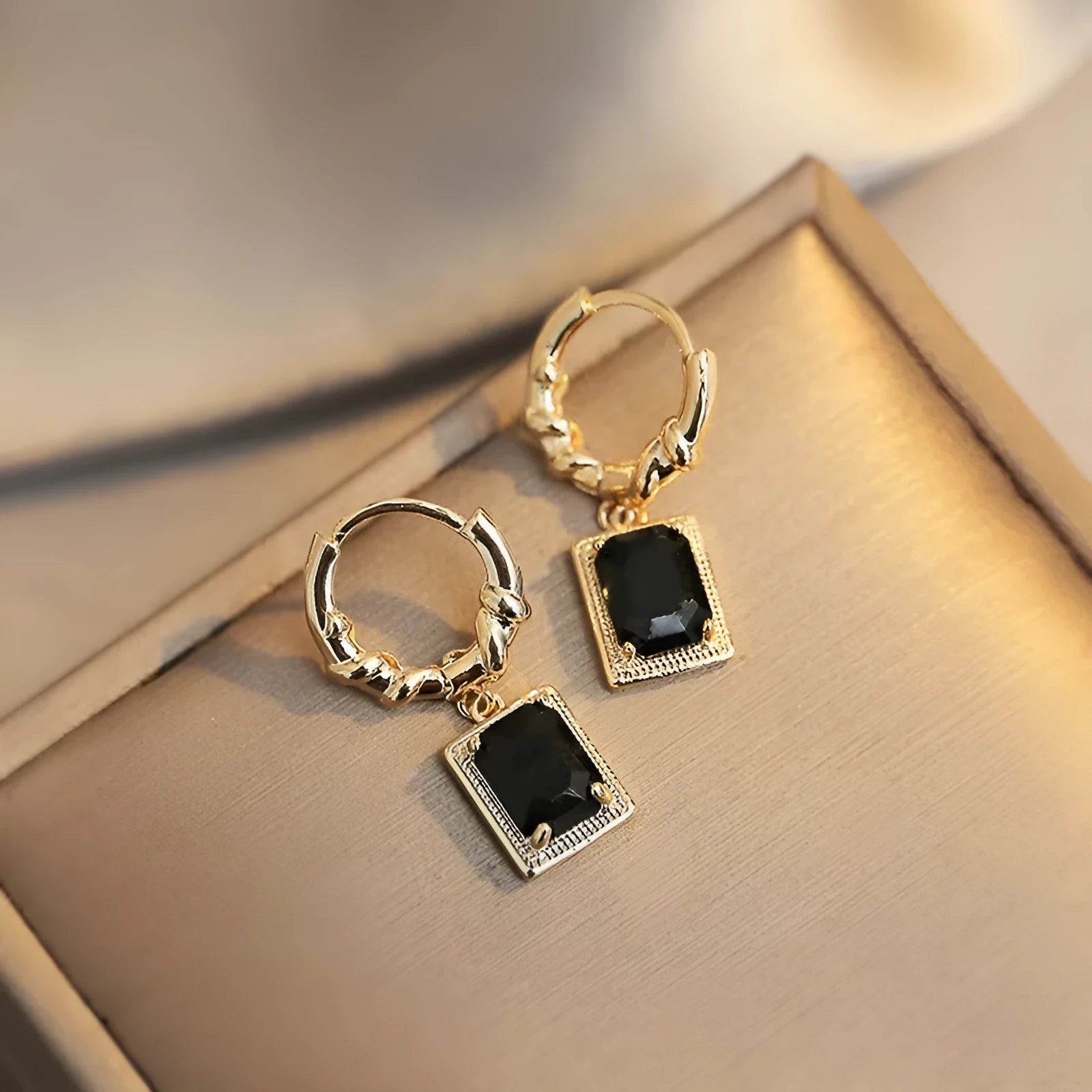 Geometric black zircon copper earrings with quadrilateral design and French court retro styling