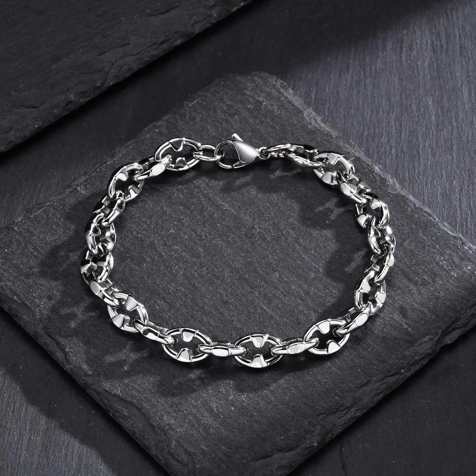 Stainless steel thick geometric chain bracelet in steel colour for men's hip hop fashion