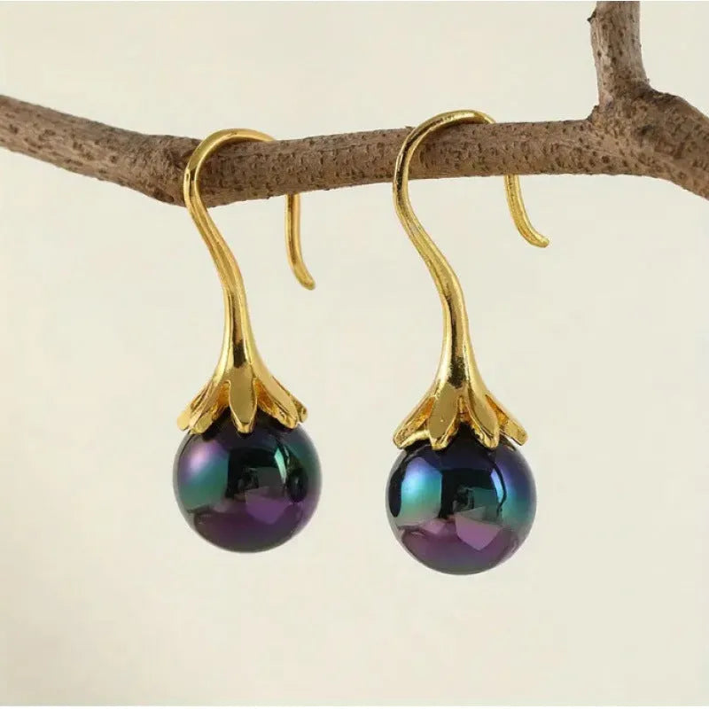 Retro fashion women's earrings with gold electroplating and personalised creative design