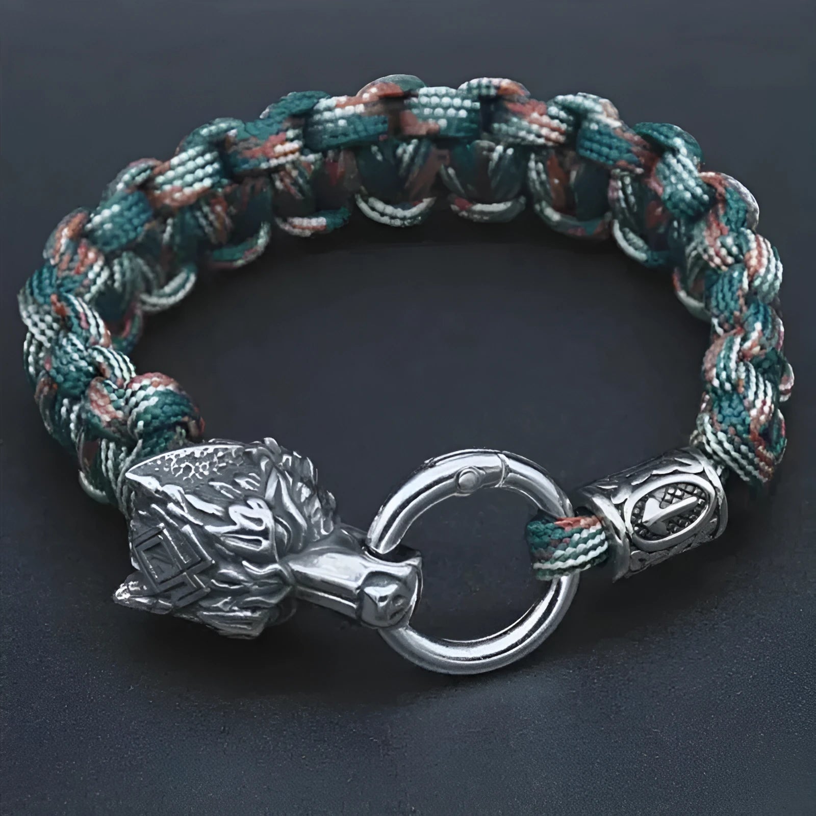 Stainless steel wolf head bracelet with Luen characters in camouflage colour