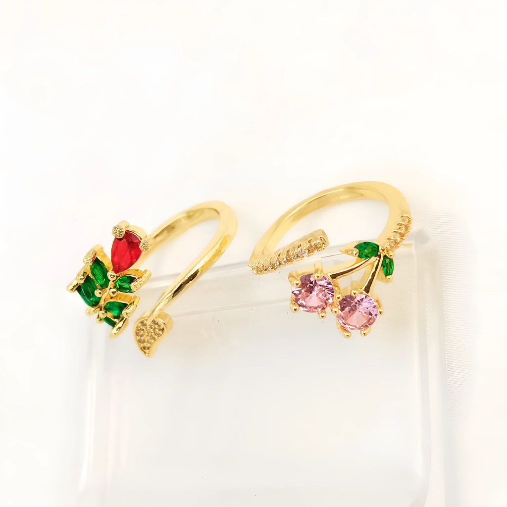 Copper open mouth ring with geometric leaf pattern and zircon detailing in national style design