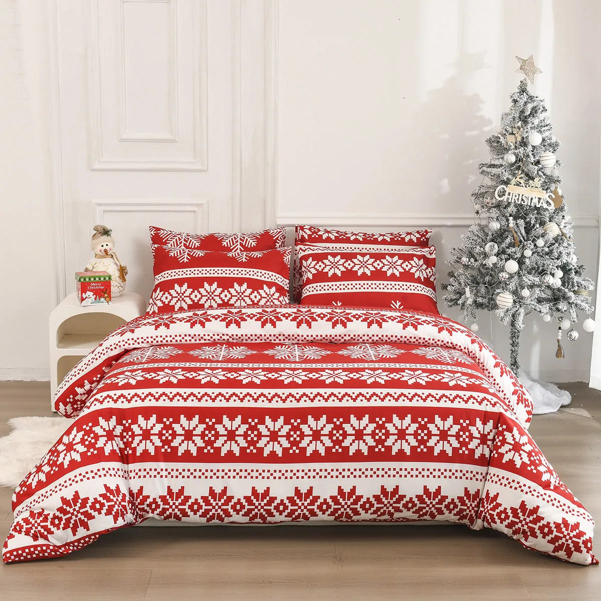 Winter Sleepers patterned red bedding three-piece set with Christmas Love Song design on chemical fibre