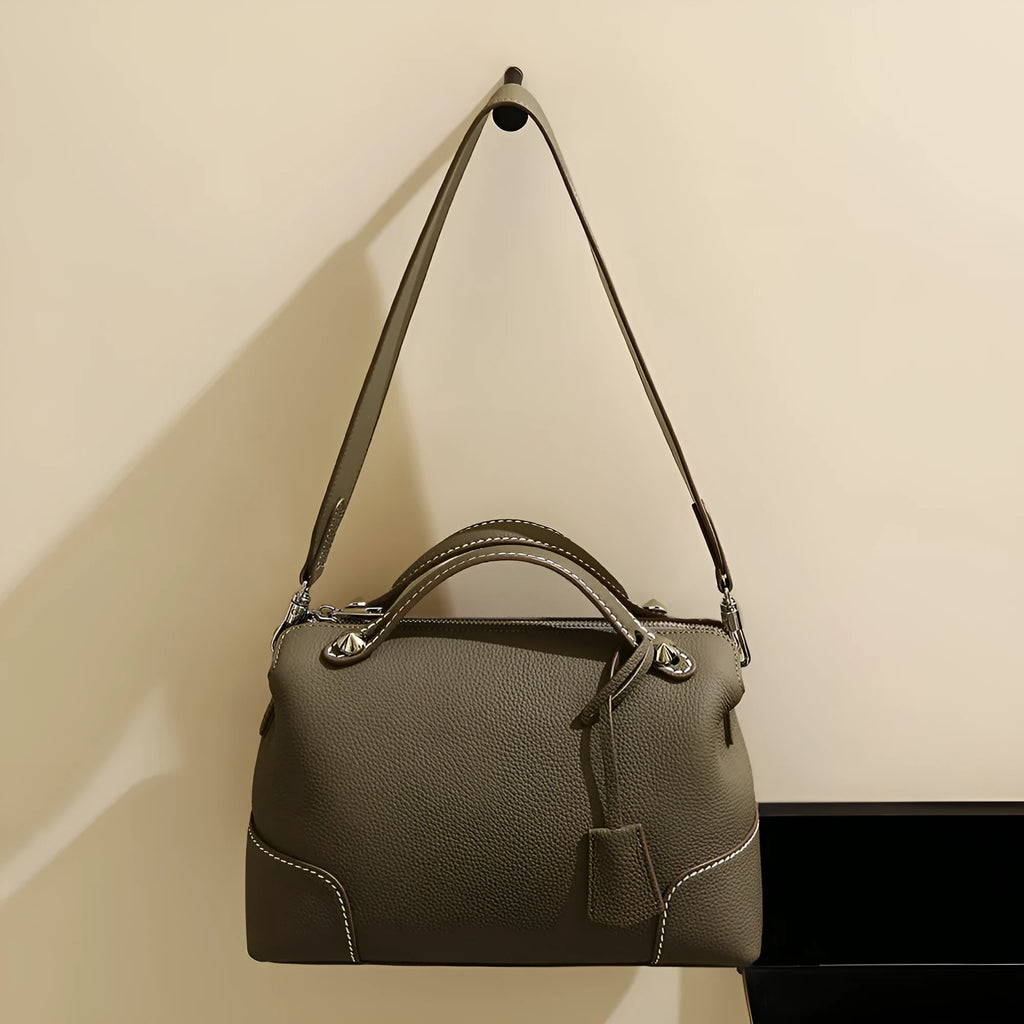 Top layer cowhide handbag women's large capacity shoulder messenger bag black