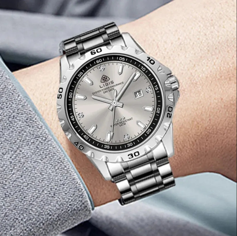 Men's silver case stainless steel business watch with luminous hands and sapphire crystal glass
