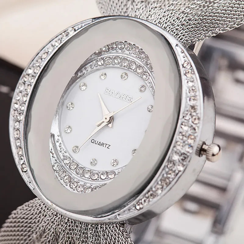 Gold silver ladies fashion watch with oval dial, alloy mesh strap, and mineral glass mirror