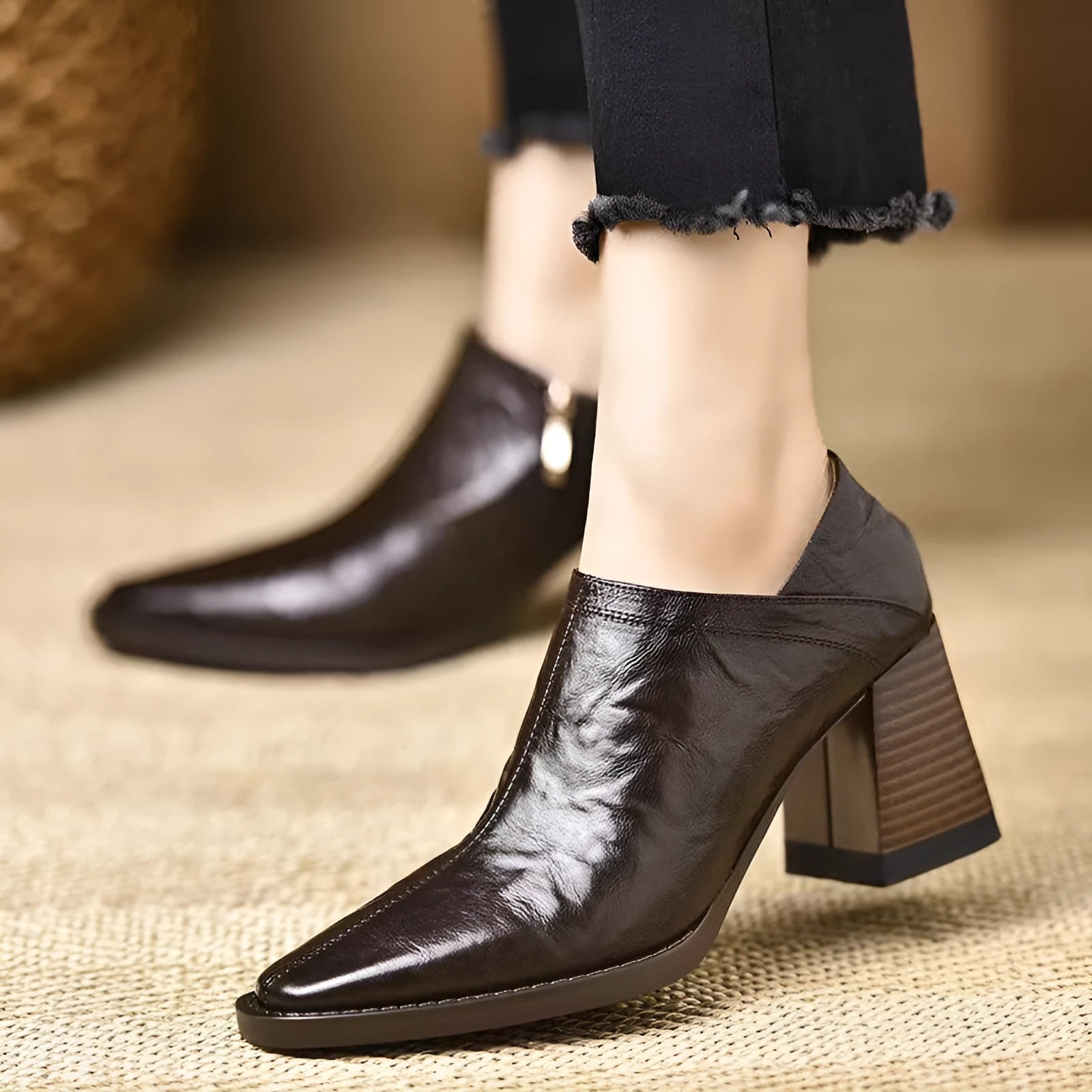 Chunky heel side zip women's high heels in black with square toe and mid heel 3-5cm