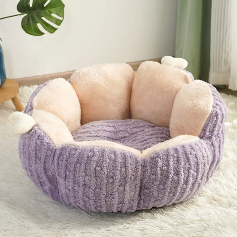 Green or purple soft cactus-themed cat litter kennel pet bed in large or small size.