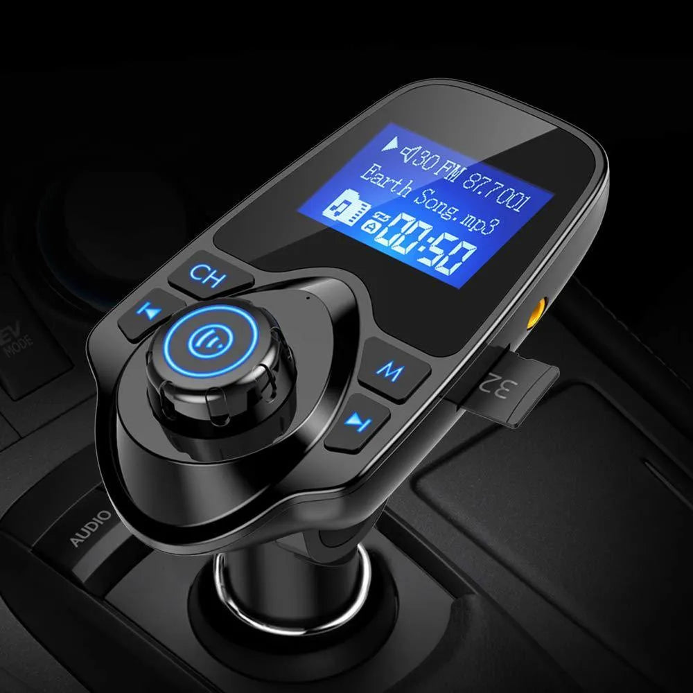 Car FM transmitter with Bluetooth and AUX, 1.3-inch monochrome screen, ABS plastic body