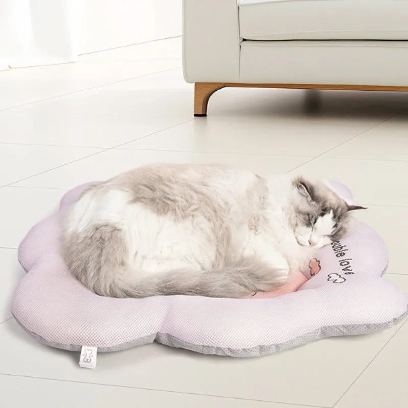 Green self-cooling pet mat for dogs and cats in summer, shown in large size