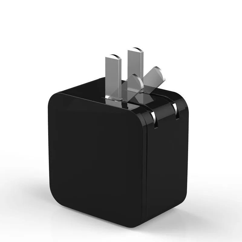 5V2.4A dual USB fast travel charger with digital display showing voltage output