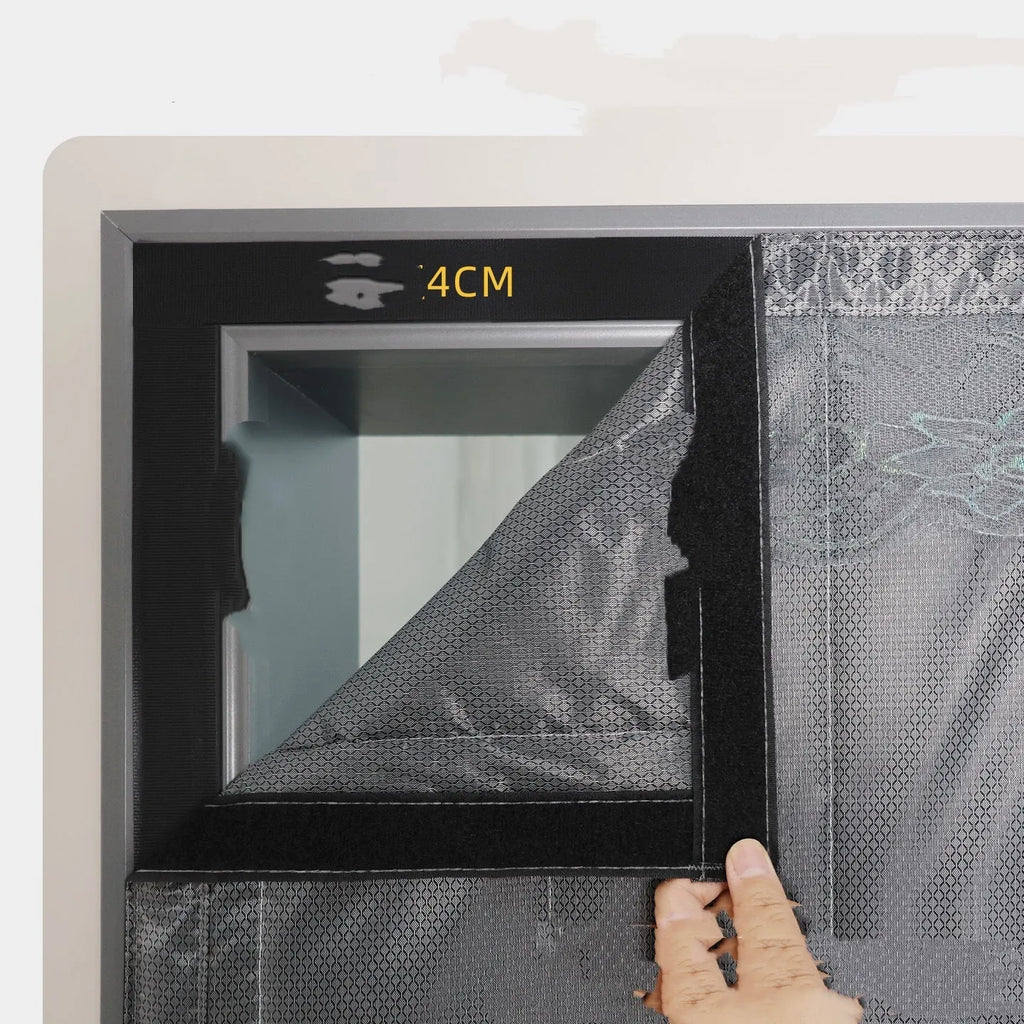New Chinese style cotton Oxford cloth door curtain with long magnetic strip for draught proofing.
